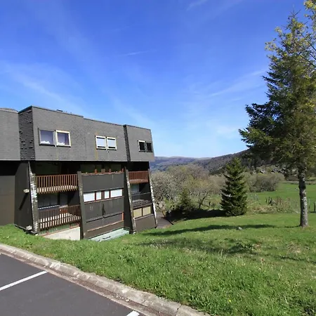 Apartament Village Des Longes *